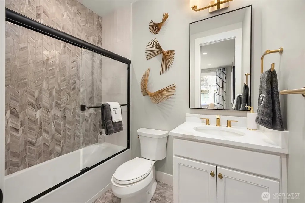 13352 NE 175th Place Woodinville WA 98072