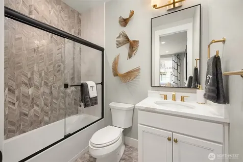 13352 NE 175th Place Woodinville WA 98072