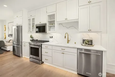 13352 NE 175th Place Woodinville WA 98072