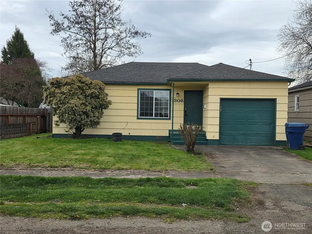 1306 S 3rd Avenue Kelso WA 98626