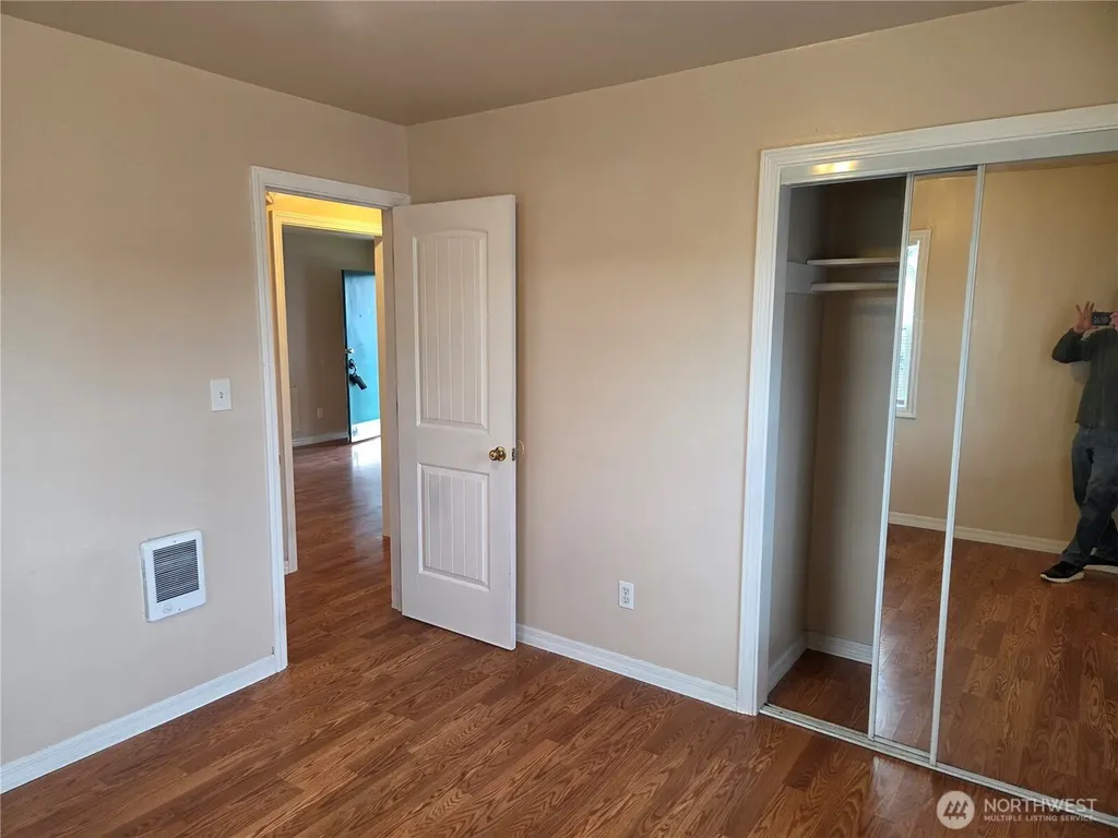 1306 S 3rd Avenue Kelso WA 98626