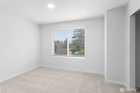 9916 18th Avenue W Everett WA 98204