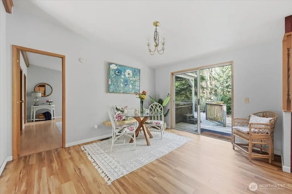 3218 Cherry Tree Lane Camano Island WA 98282