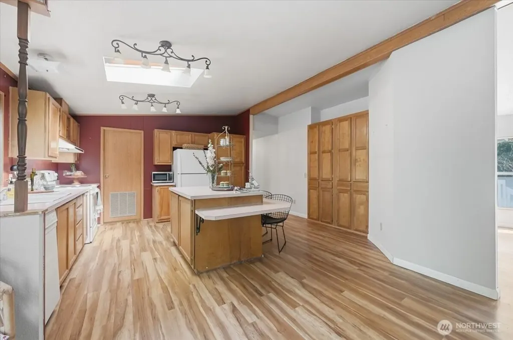 3218 Cherry Tree Lane Camano Island WA 98282