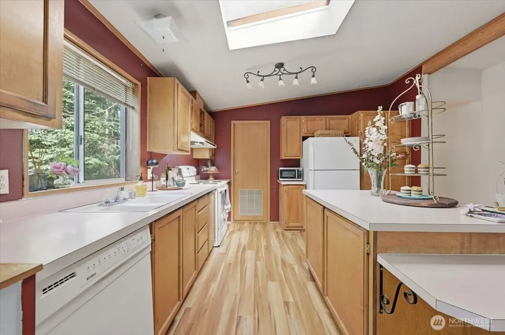 3218 Cherry Tree Lane Camano Island WA 98282