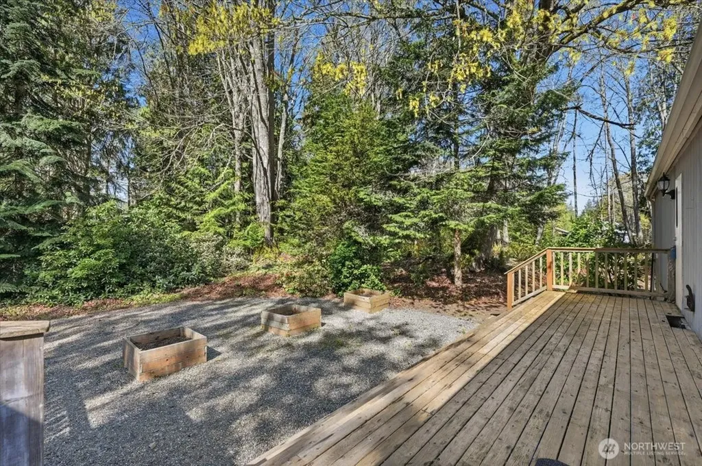 3218 Cherry Tree Lane Camano Island WA 98282