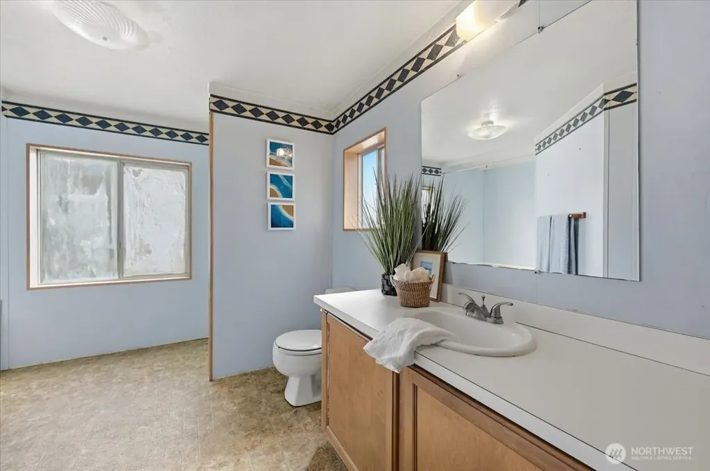 3218 Cherry Tree Lane Camano Island WA 98282