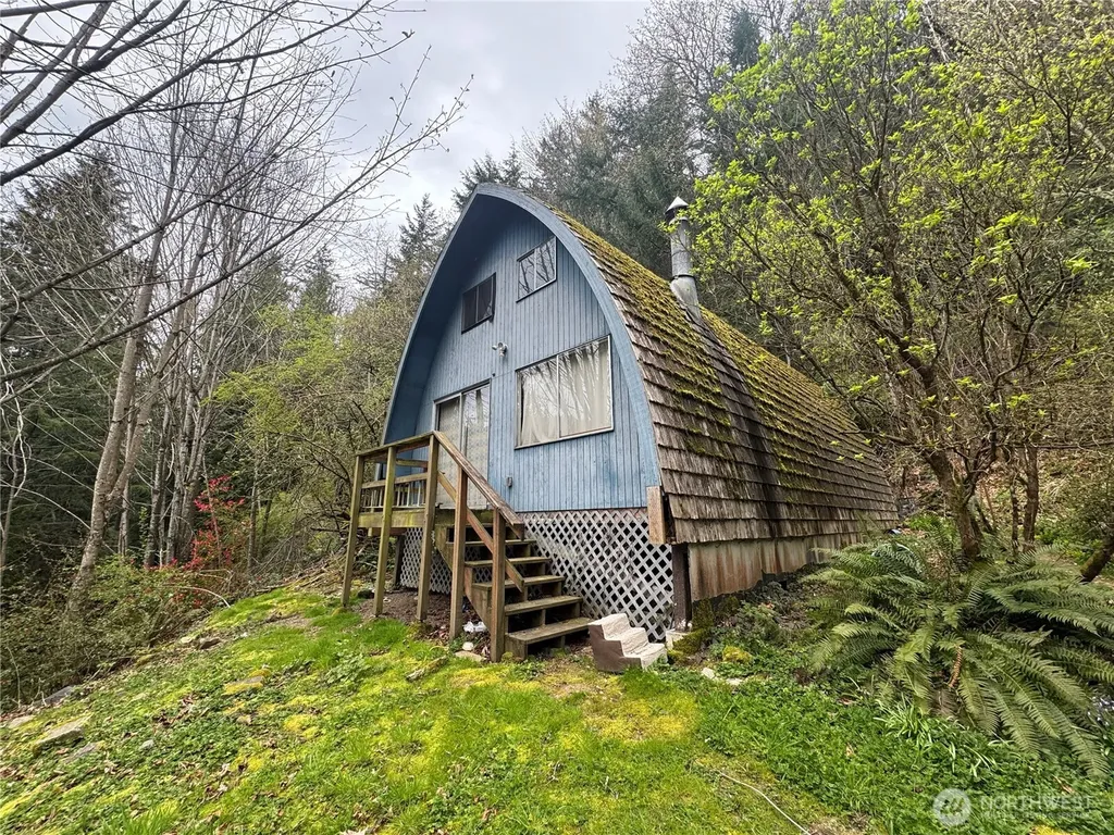 27011 SE 74th Street Issaquah WA 98027