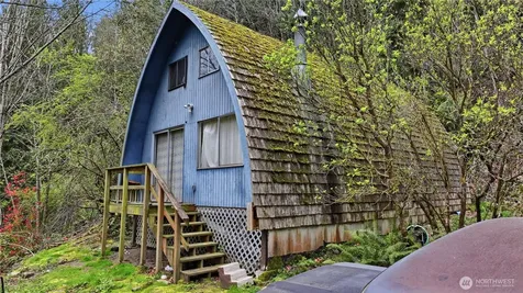 27011 SE 74th Street Issaquah WA 98027