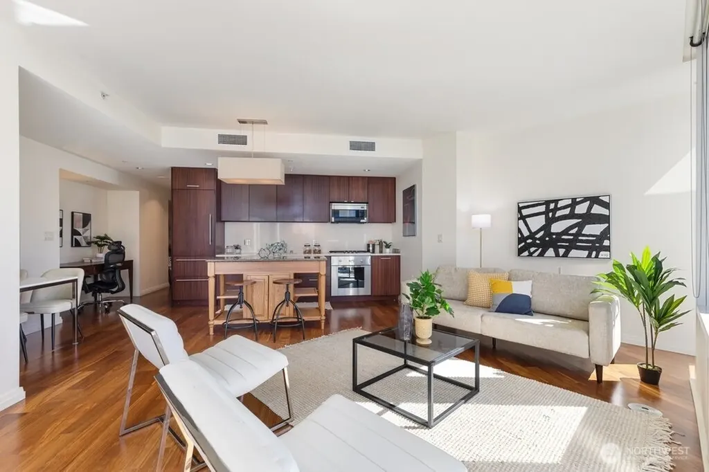 500 106th Avenue NE Bellevue WA 98004