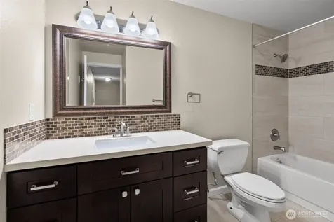 1800 SW 318th Place Federal Way WA 98023