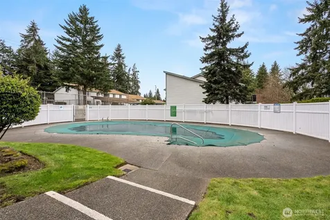 1800 SW 318th Place Federal Way WA 98023