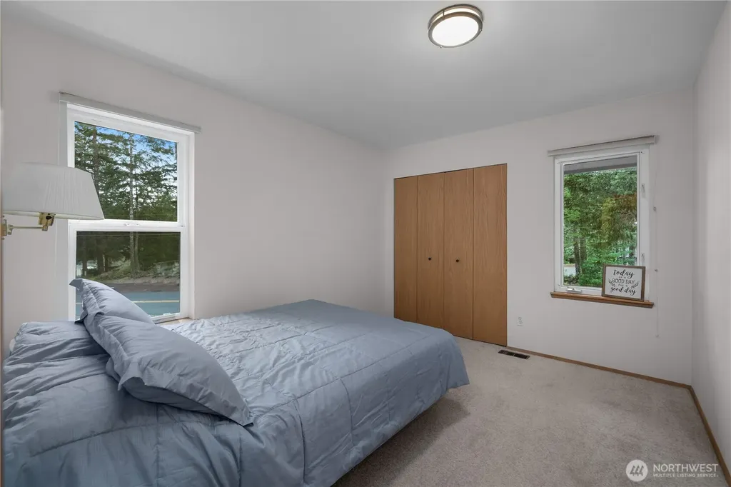 140 E Saint Andrews Drive Shelton WA 98584