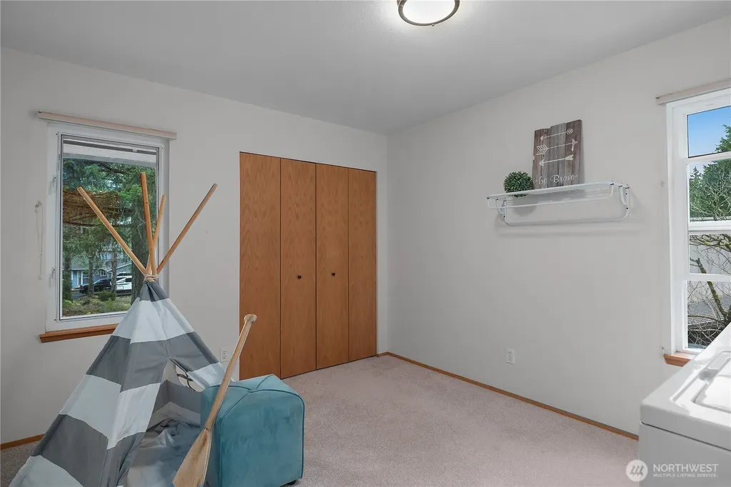 140 E Saint Andrews Drive Shelton WA 98584