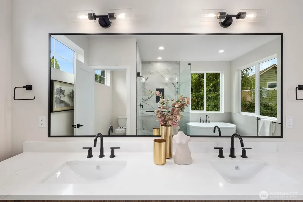 9434 Olson Place SW Seattle WA 98106