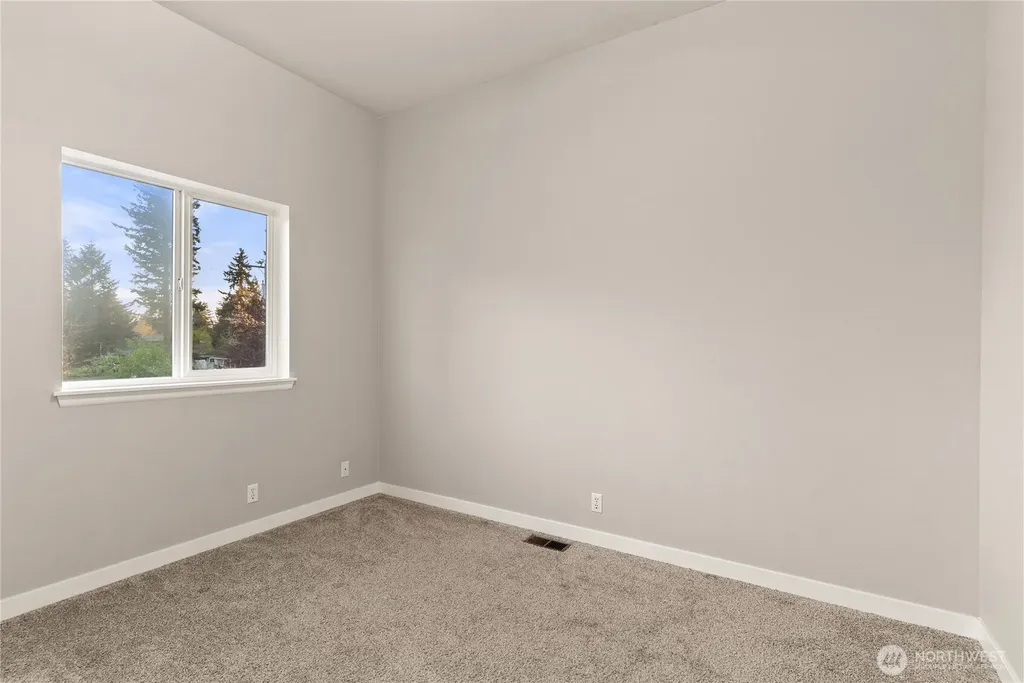 28204 29th Ave S Federal Way WA 98003