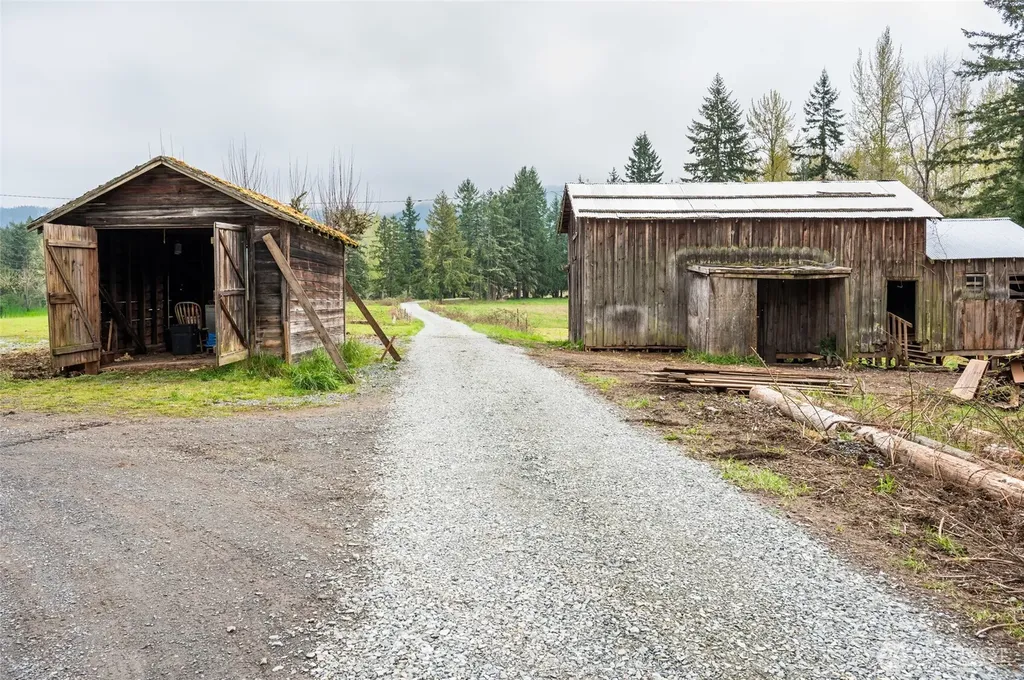 10802 Eatonville Highway E Eatonville WA 98328