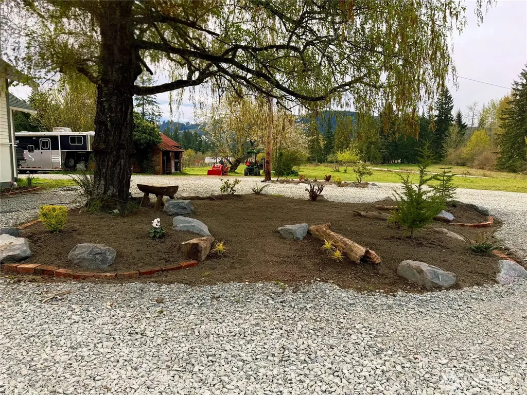 10802 Eatonville Highway E Eatonville WA 98328