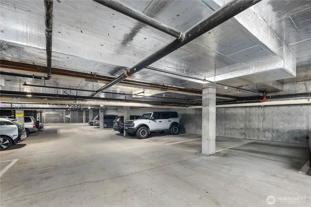 2415 2nd Avenue Seattle WA 98121