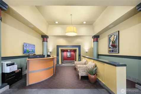 2415 2nd Avenue Seattle WA 98121
