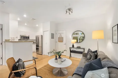 2415 2nd Avenue Seattle WA 98121
