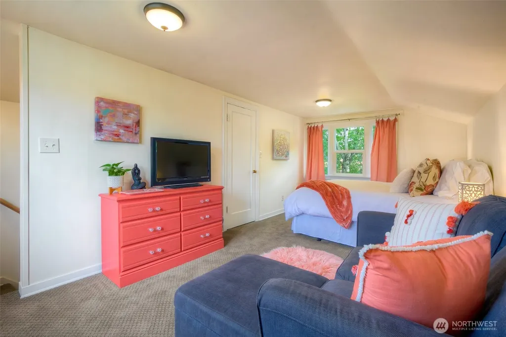 408 7th Avenue SE Olympia WA 98501