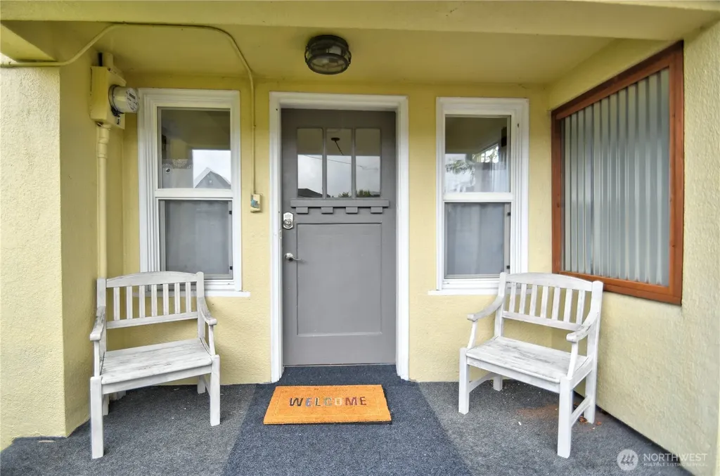 408 7th Avenue SE Olympia WA 98501