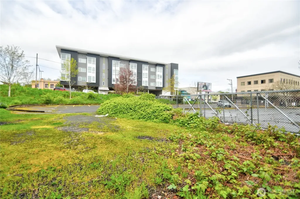 408 7th Avenue SE Olympia WA 98501