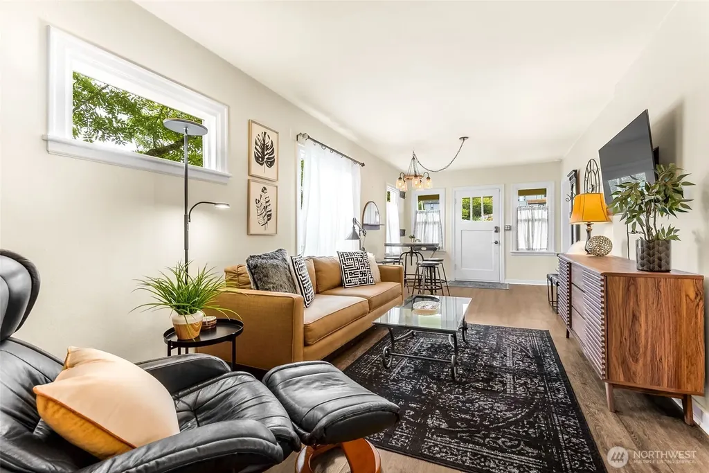 408 7th Avenue SE Olympia WA 98501