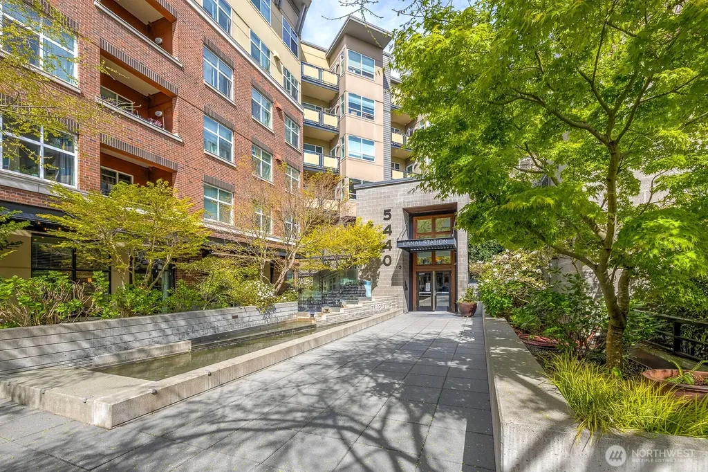 5440 Leary Avenue NW Seattle WA 98107