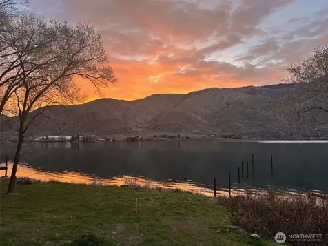 151 Sweetwater Lane Wenatchee WA 98801