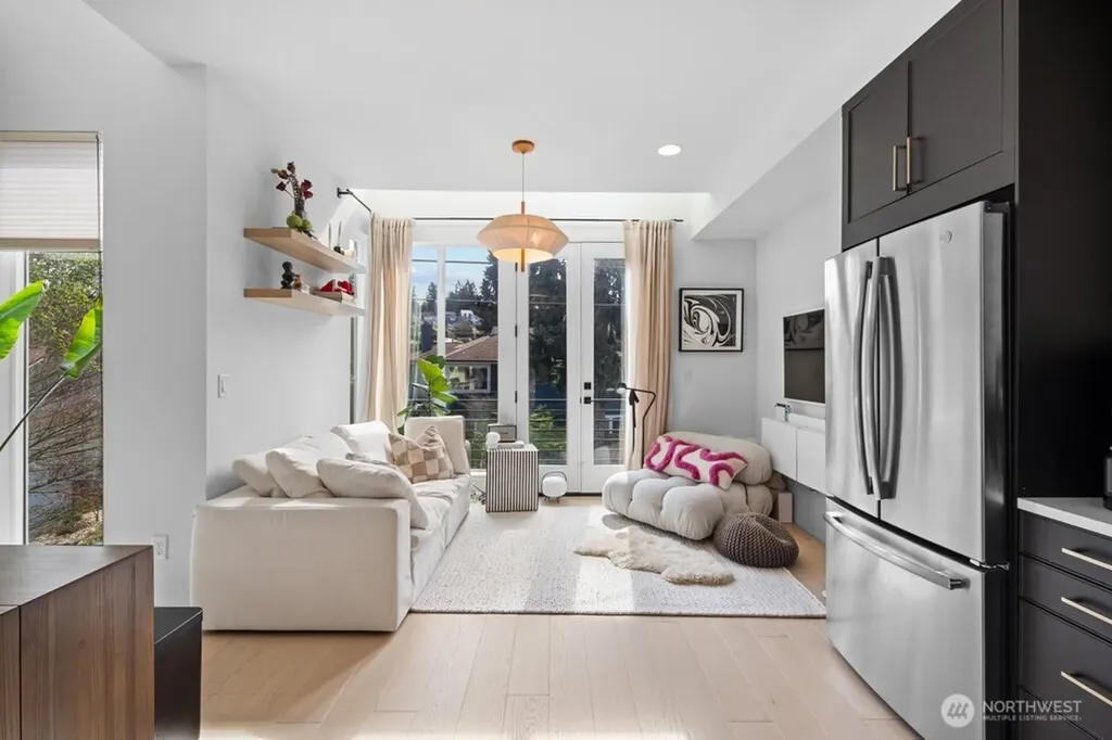 712 W Bertona Street Seattle WA 98119