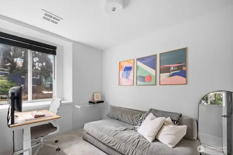 712 W Bertona Street Seattle WA 98119