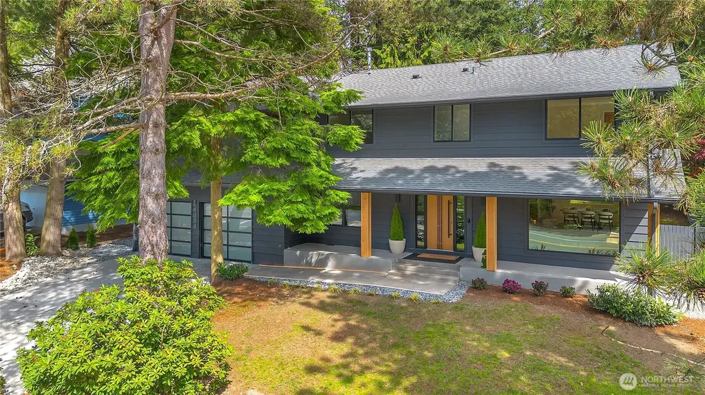 14824 119th Ave NE Kirkland WA 98034