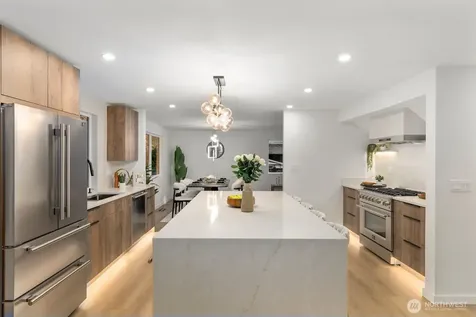 14824 119th Ave NE Kirkland WA 98034