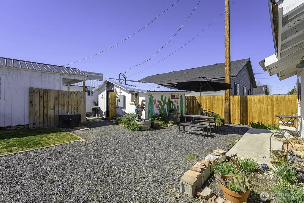 30 Cherry Street S Soap Lake WA 98851