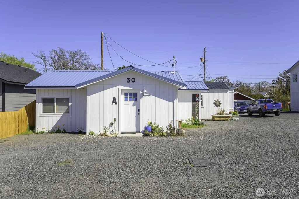 30 Cherry Street S Soap Lake WA 98851
