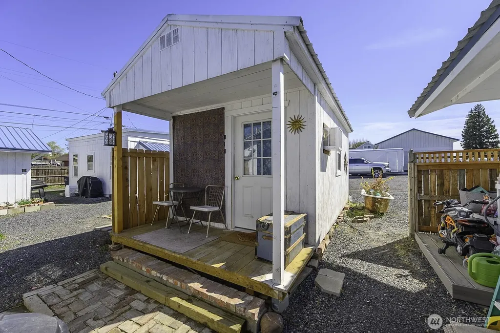 30 Cherry Street S Soap Lake WA 98851
