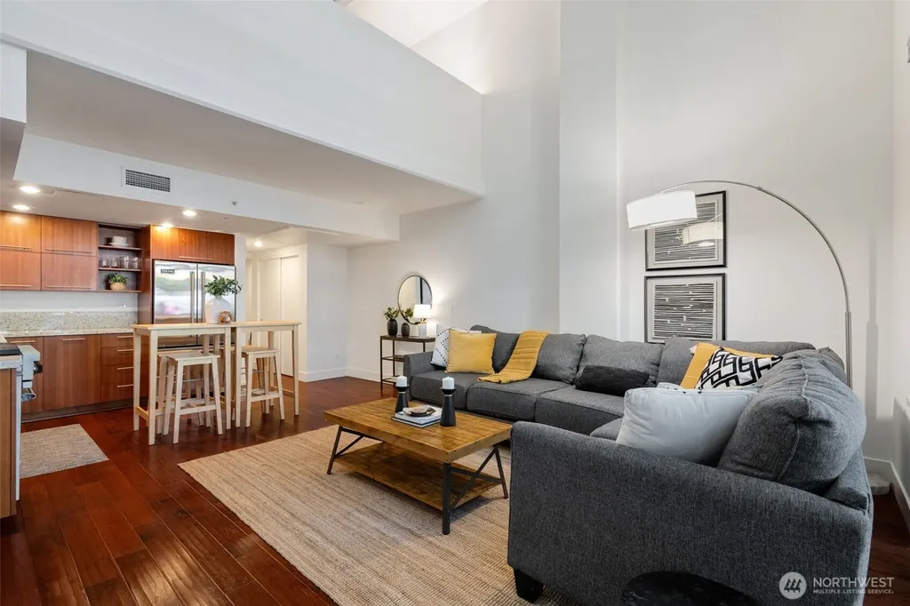 2911 2nd Avenue Seattle WA 98121