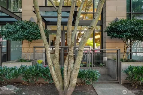 2911 2nd Avenue Seattle WA 98121