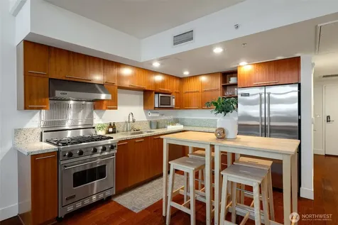 2911 2nd Avenue Seattle WA 98121