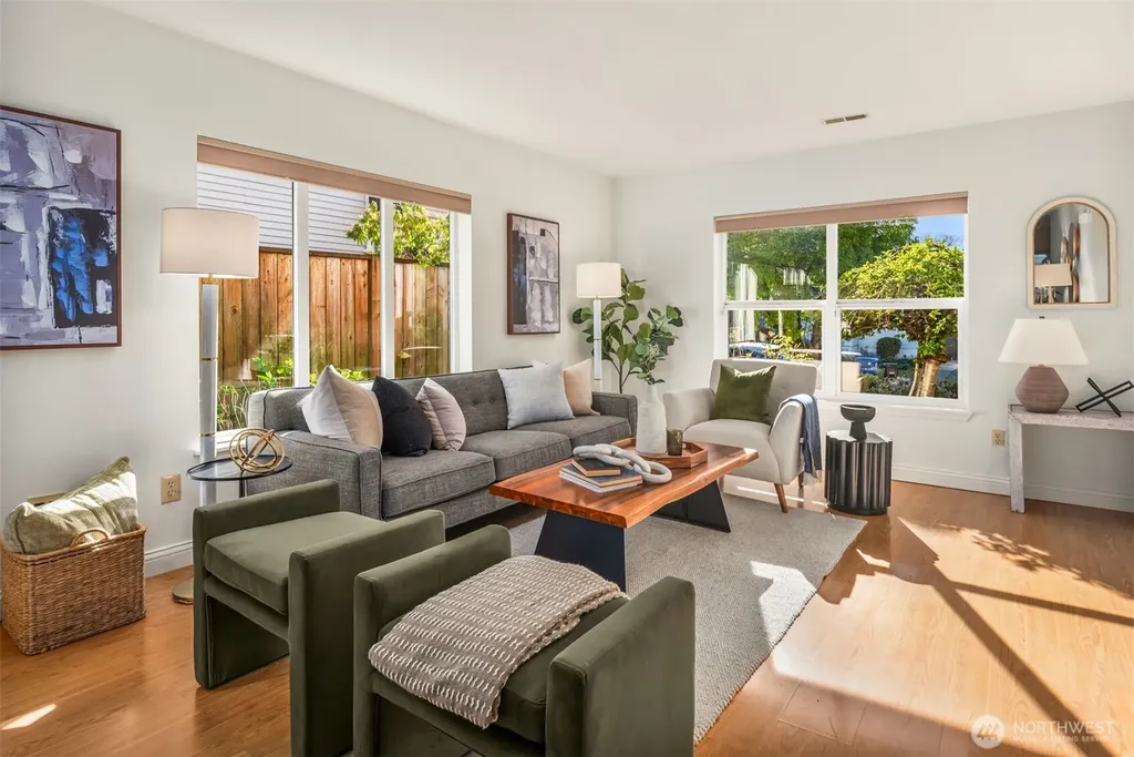 1728 26th Avenue S Seattle WA 98144