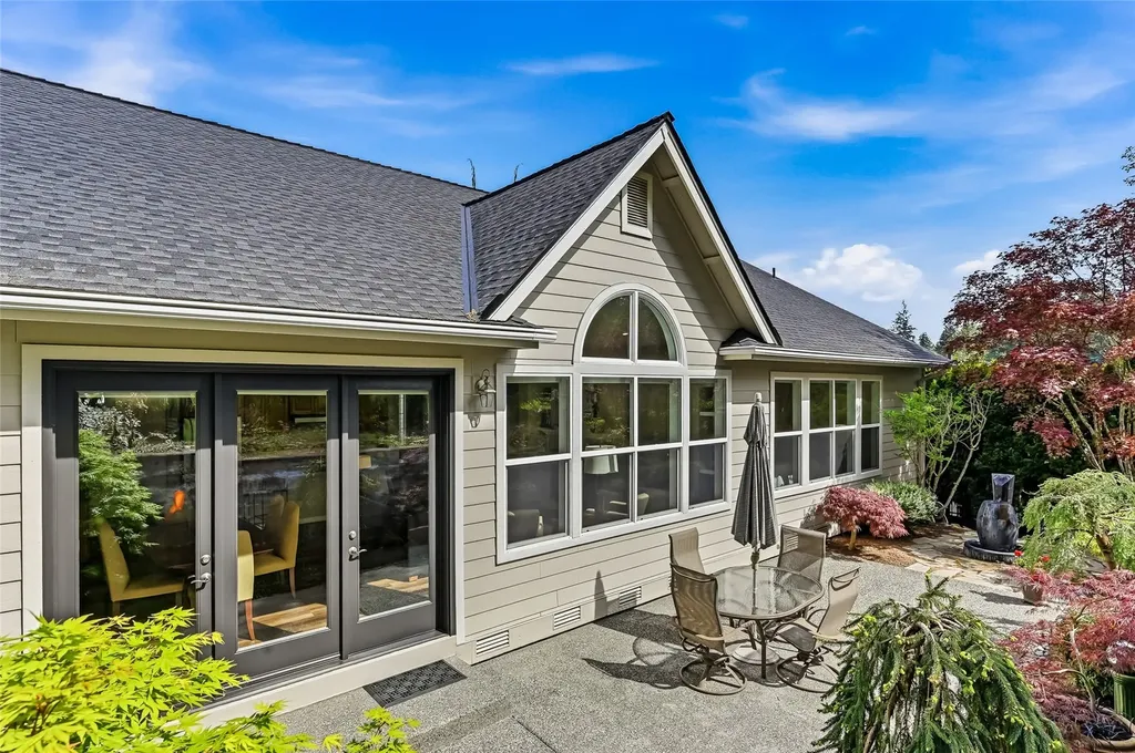 23249 NE 126th Street Redmond WA 98053