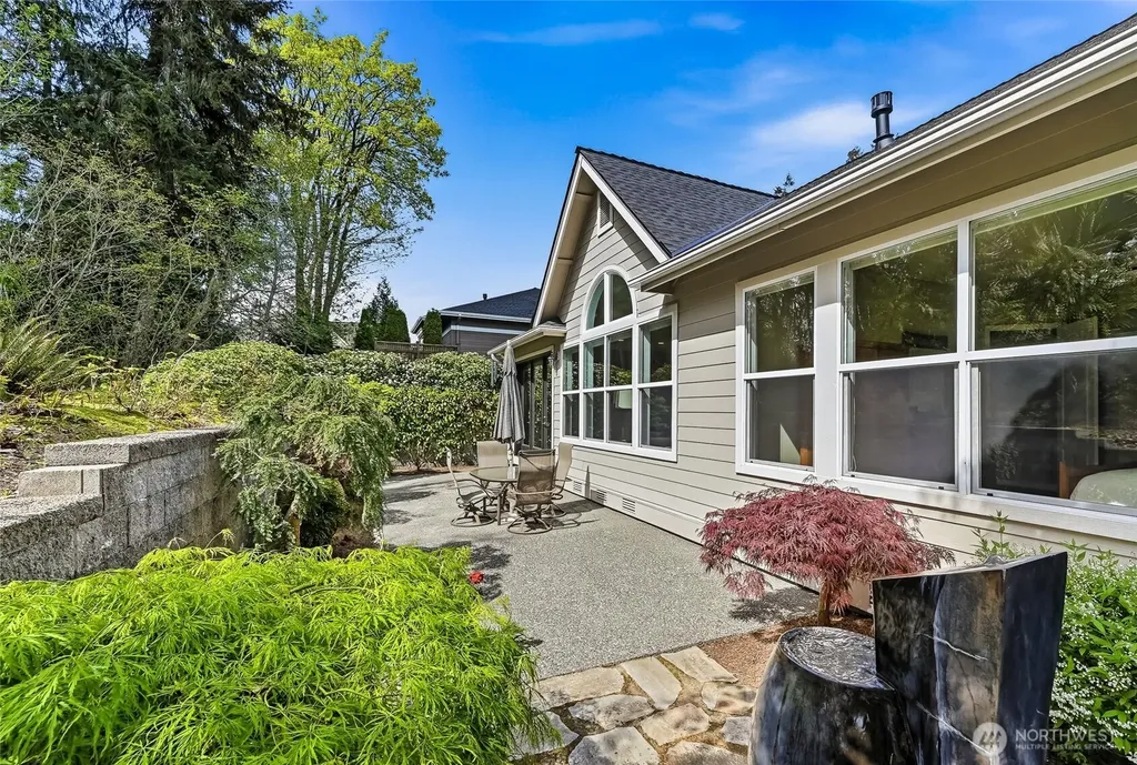 23249 NE 126th Street Redmond WA 98053