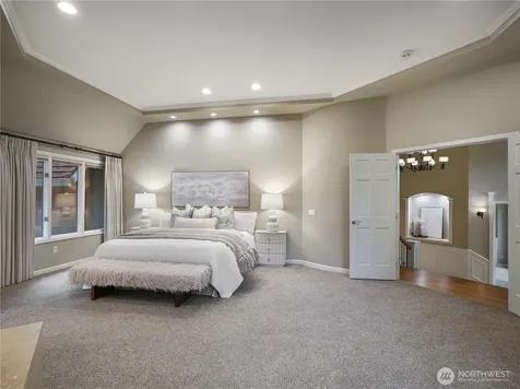 6158 162nd Place SE Bellevue WA 98006