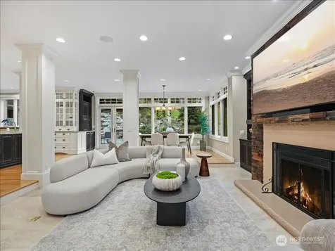 6158 162nd Place SE Bellevue WA 98006