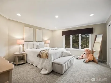 6158 162nd Place SE Bellevue WA 98006