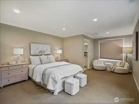6158 162nd Place SE Bellevue WA 98006