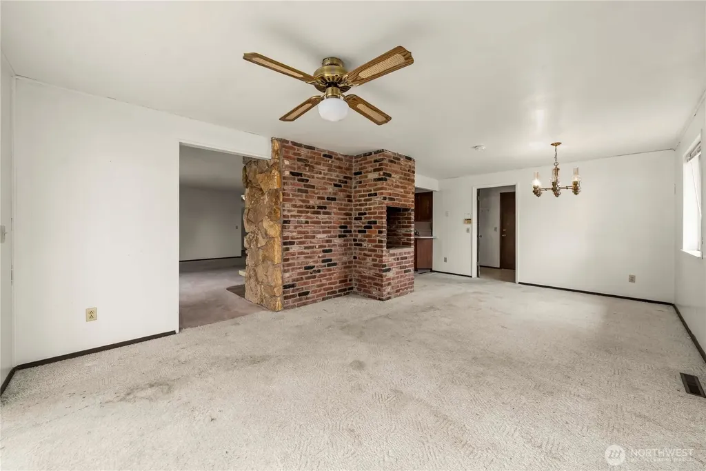 27915 90th Avenue E Graham WA 98338