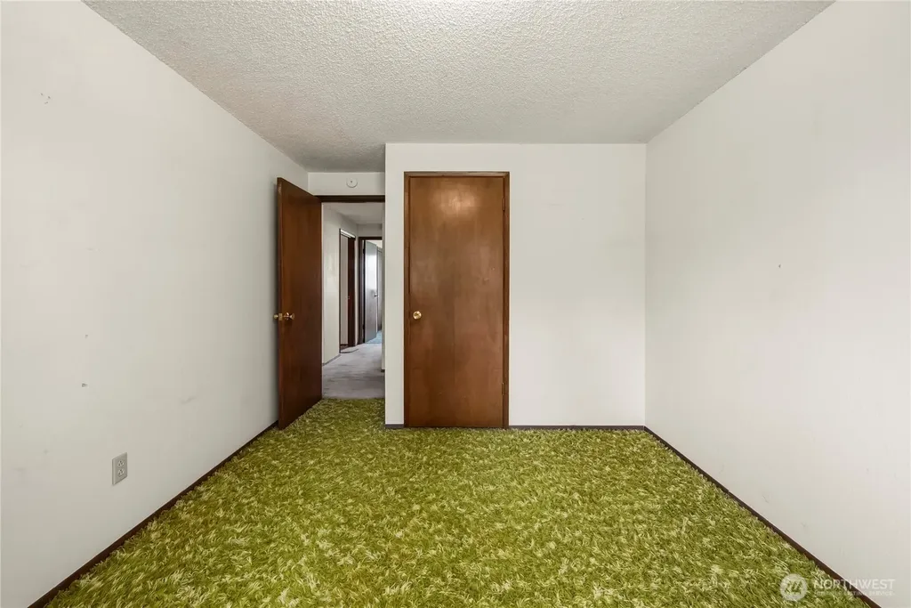 27915 90th Avenue E Graham WA 98338